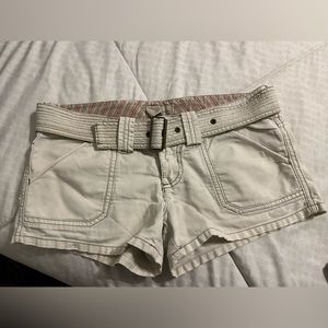 American Eagle beige shorts 4